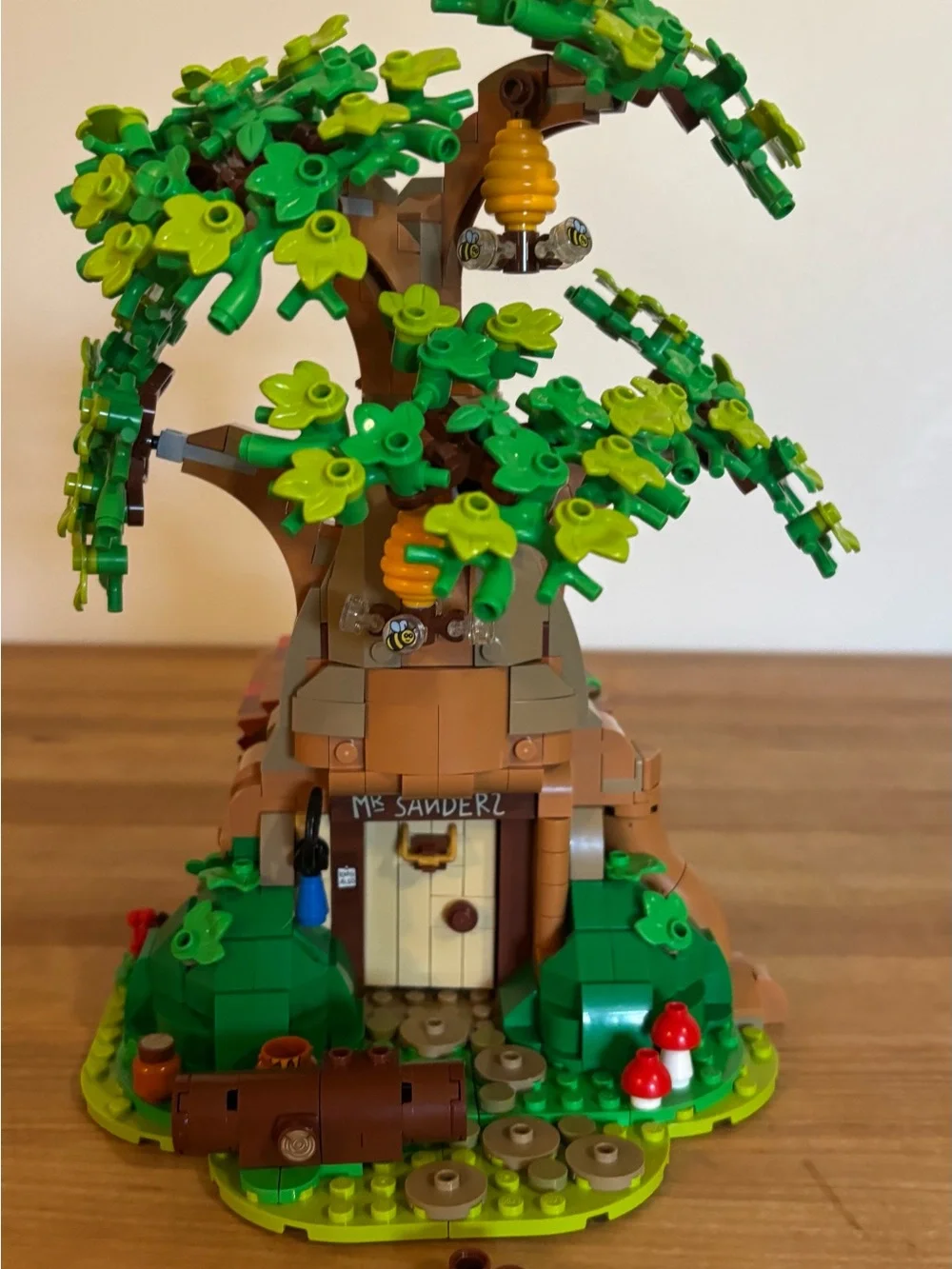 LEGO Winnie the Pooh Tree House Set 21326